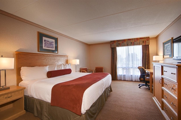 BEST WESTERN PLUS COBOURG INN